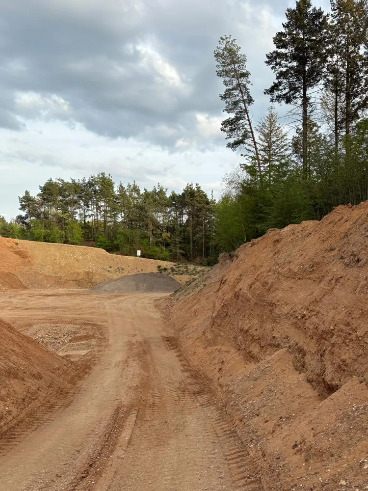 Sandgrube auf der Strecke in Bad Hönningen